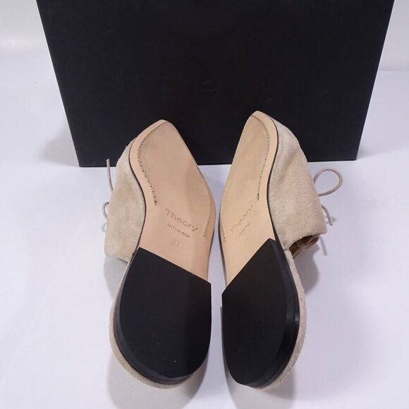 Theory Women's Pleated Mule Flats Sandals in Leather Ecru NIB 398 Sz 37 - Picture 8 of 12